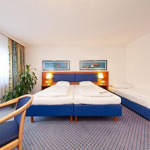 Familien-Zimmer